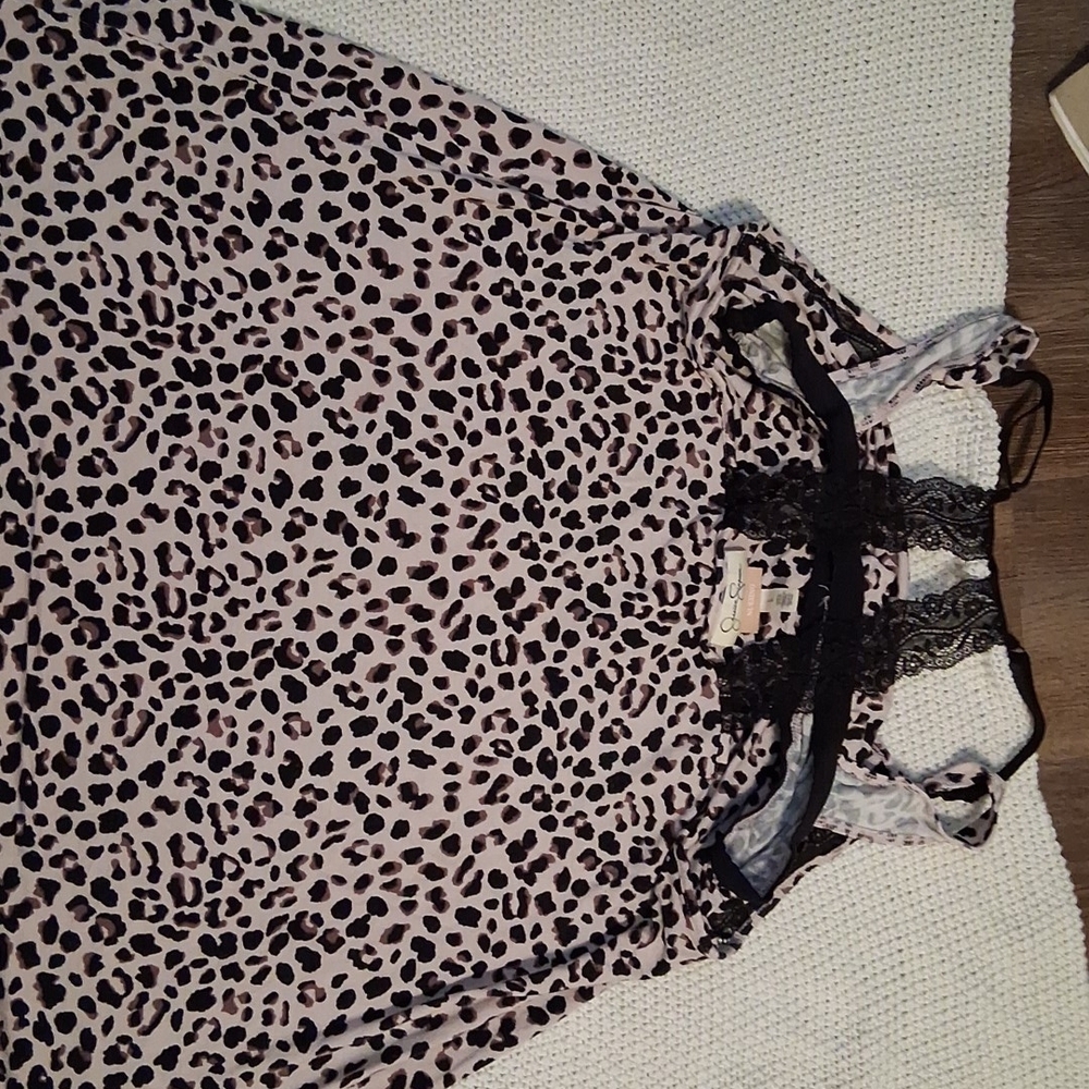 Jessica Simpson Leopard Print Maternity Set - Picture 3 of 6
